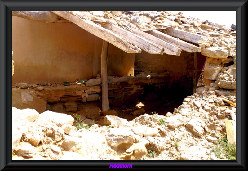 Vivienda abandonada en las Brdenas