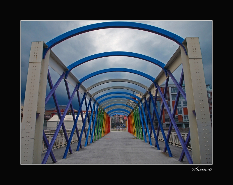 puente de colores