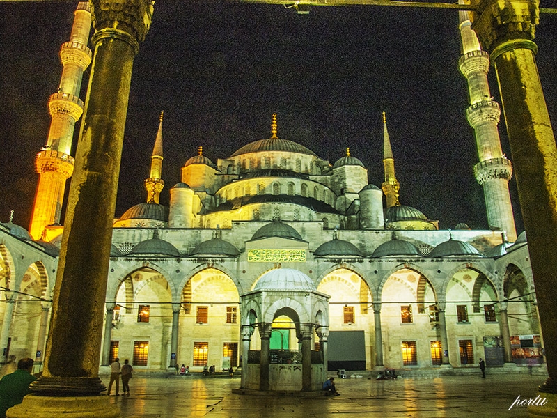 MEZQUITA AZUL 