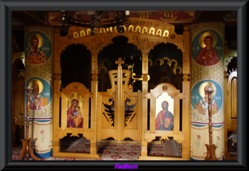 Iconostasio en la iglesia del monasterio