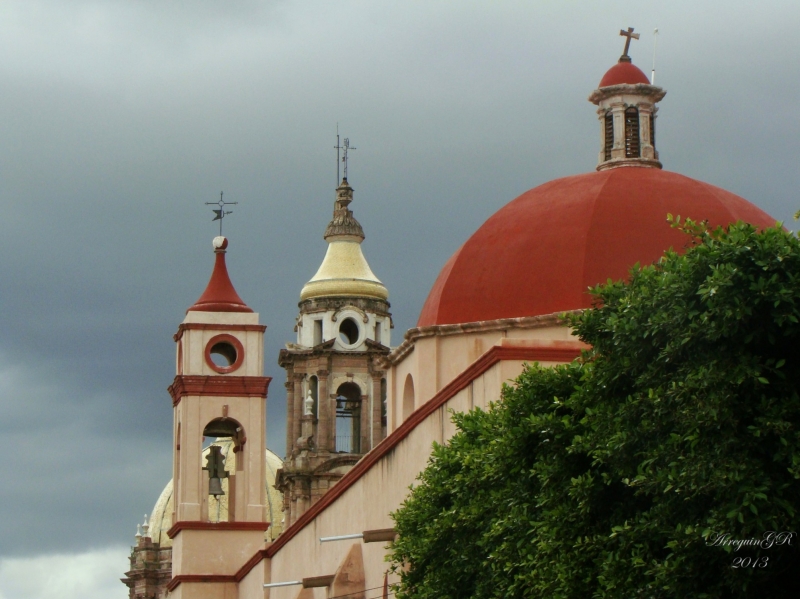 Torres y Cpulas 