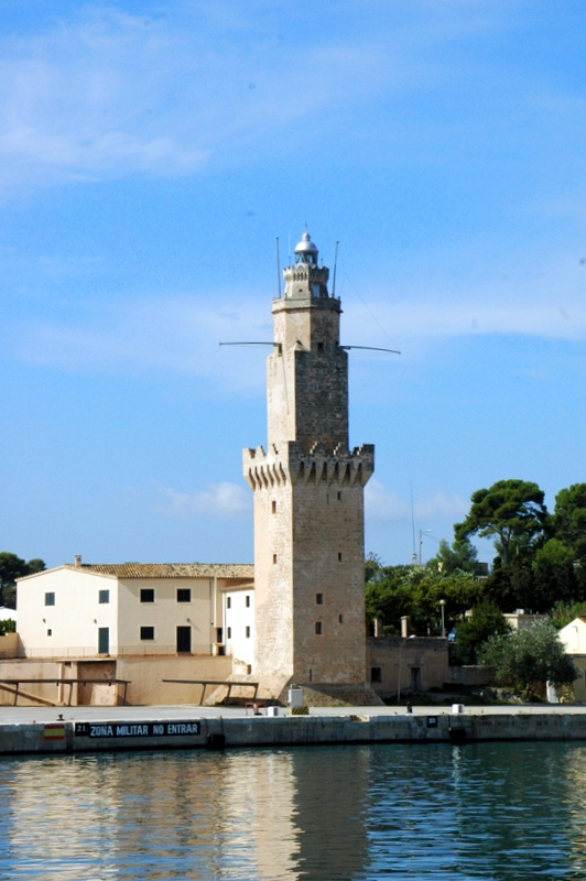 Faro de Porto Pi