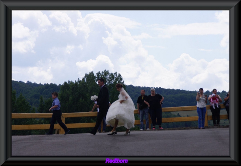 Camino del altar