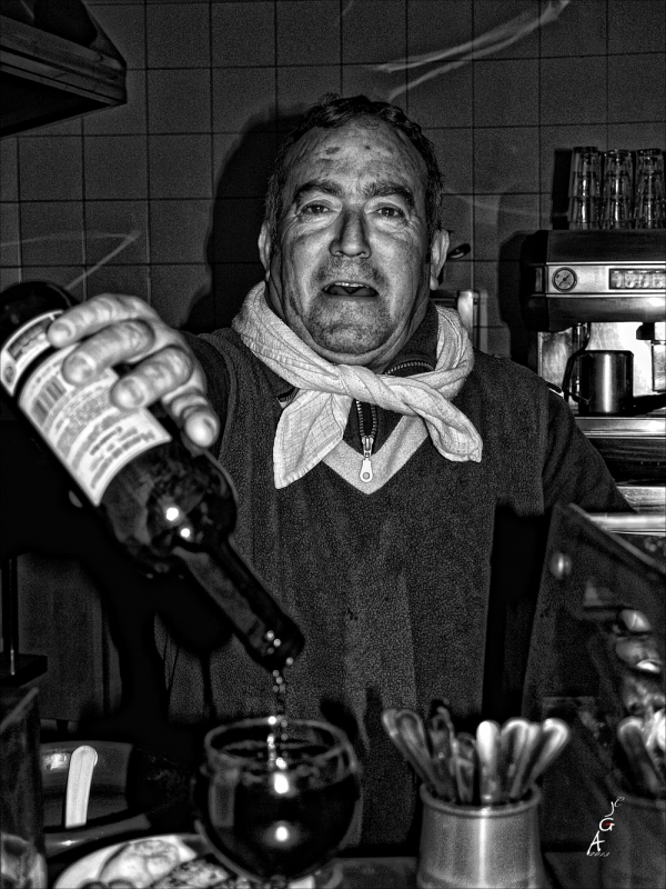 Luis  ( Bar Carmelo )