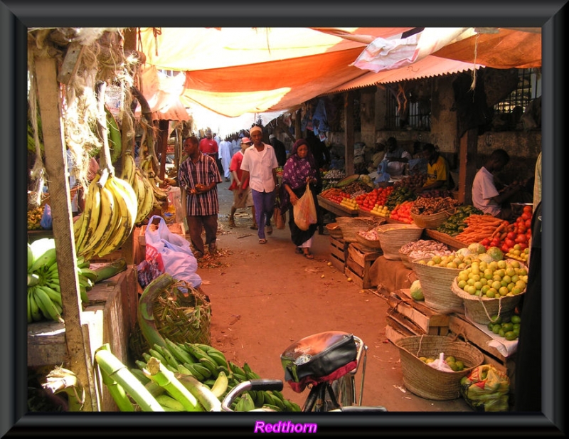 El mercado de frutas y hortalizas de Zanzibar.Dedicada a Lorezuri
