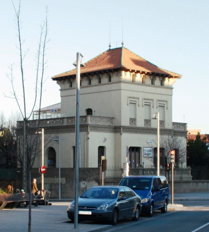 CASA MARIA ROCA O TORRE FATJ. CERDANYOLA DEL VALLS