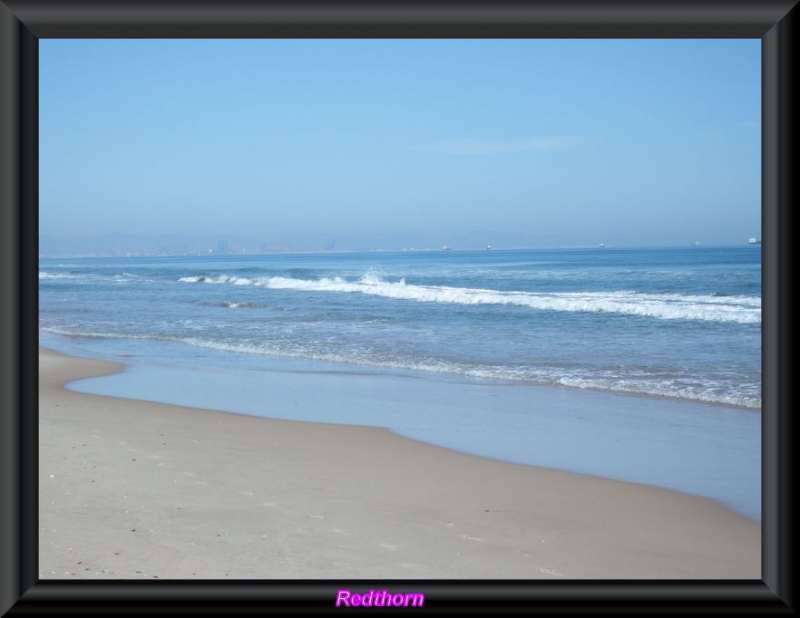 La playa junto al parador de turismo