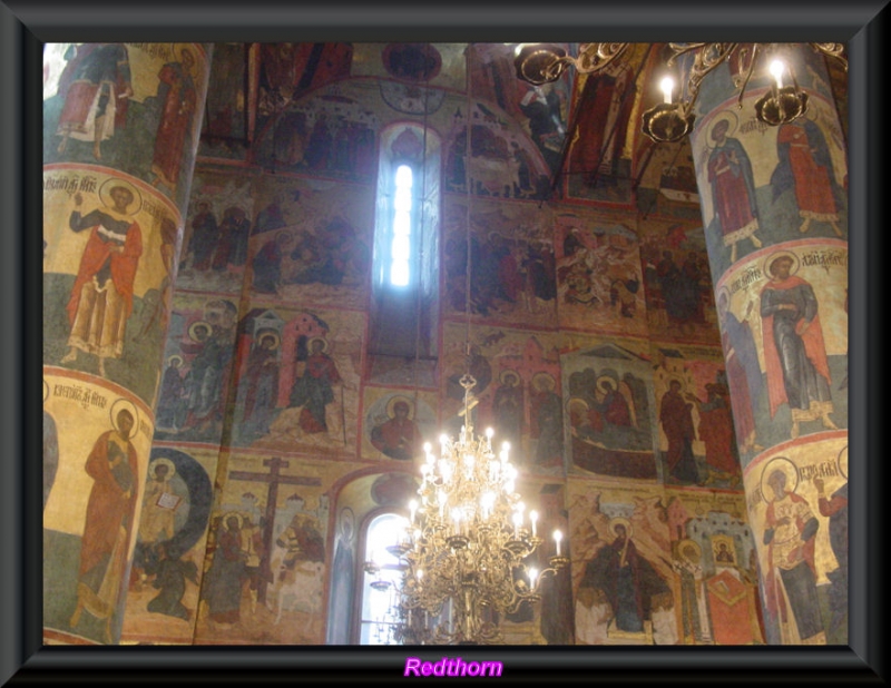 Frescos en las paredes del monasterio