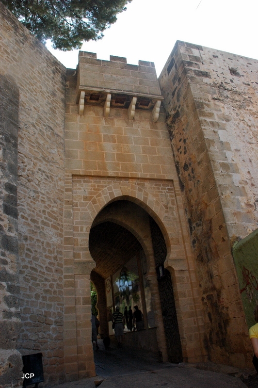 Castillo. Entrada