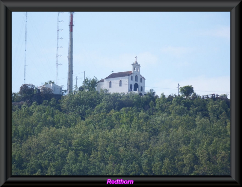 Ermita en los montes que dominan Bragana