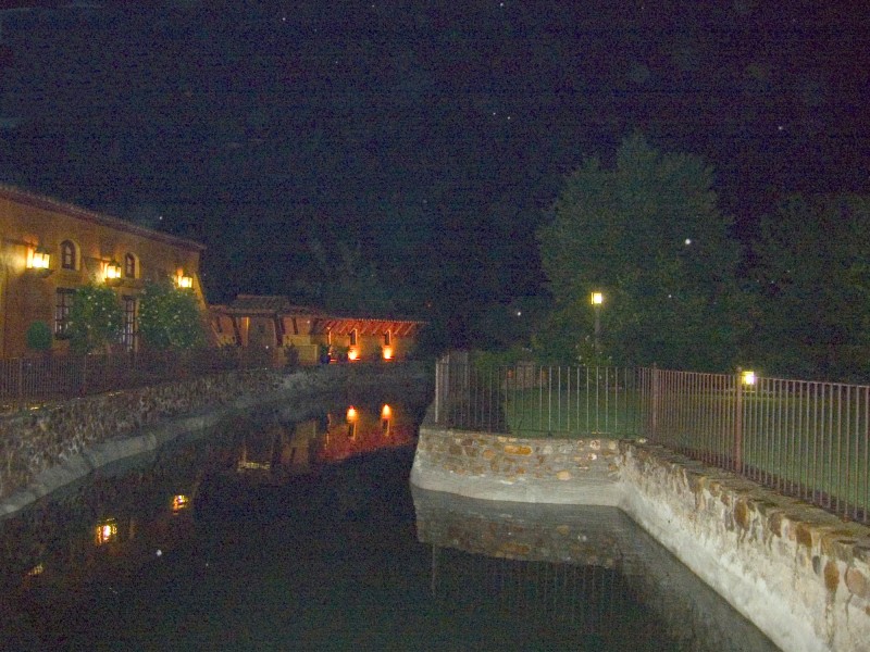 Canal nocturno