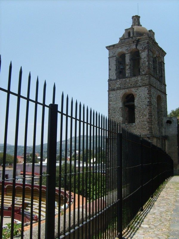 Torre exenta de san francisco