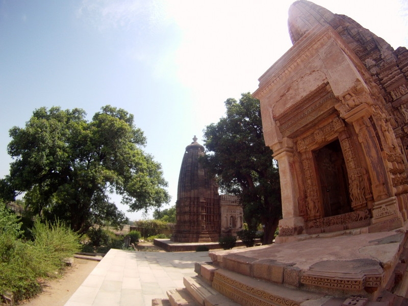 Parsvanata Temple 2