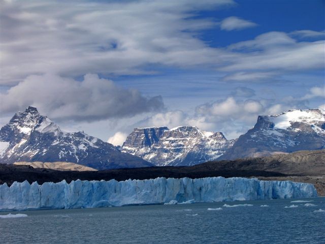 FRENTE DEL GLACIAR UPSALA