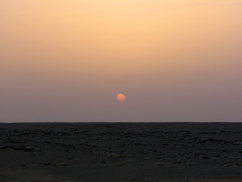 Amanecer en el desierto